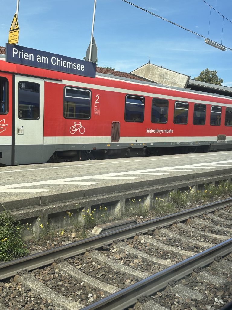 German train (red)